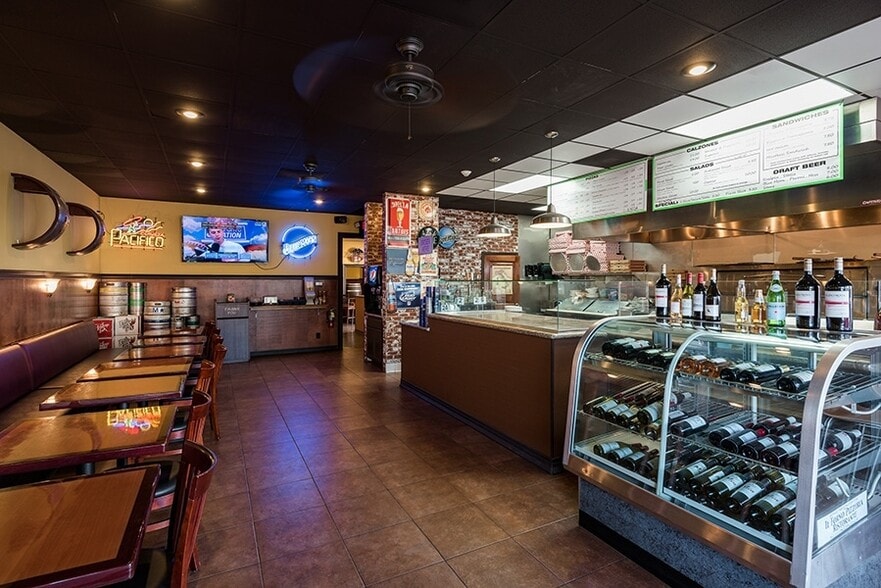 More Photos Of 336-340 E Grand Ave, Escondido Restaurant For Lease