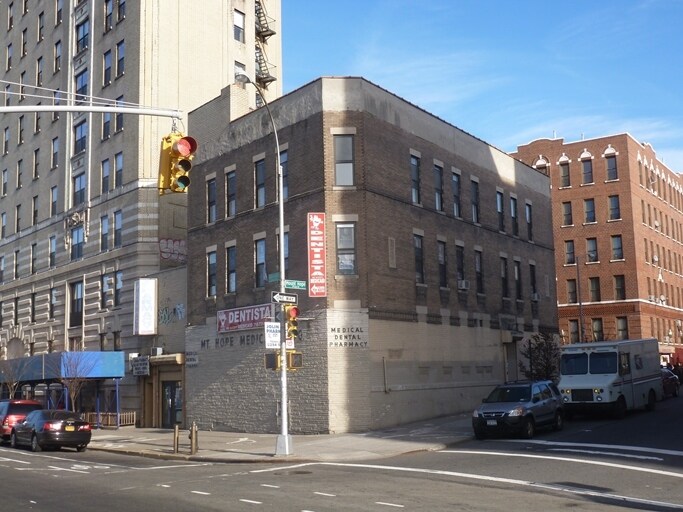 Primary Photo Of 1870 Grand Concourse, Bronx Medical For Lease