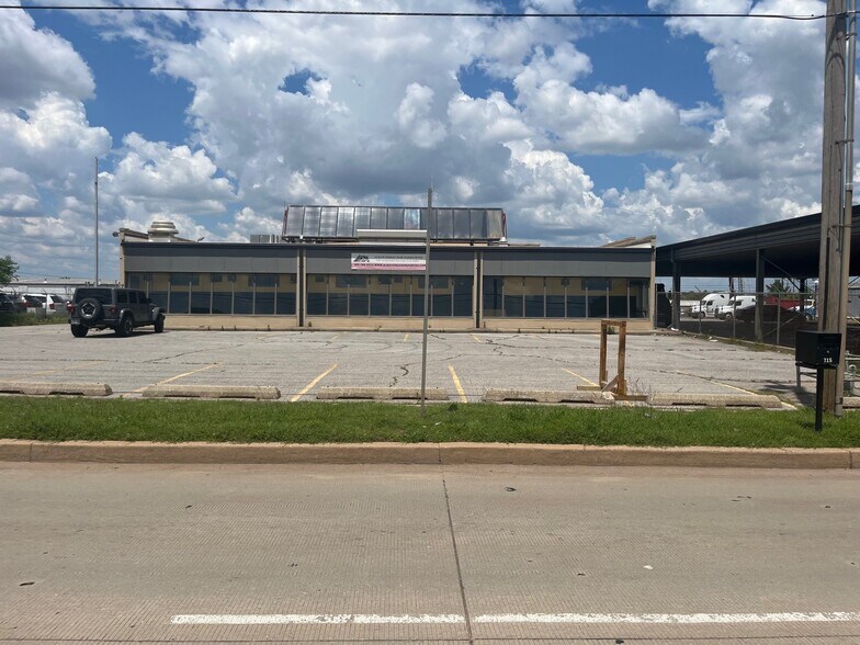More Photos Of 715-719 SE 59th St, Oklahoma City Office For Lease