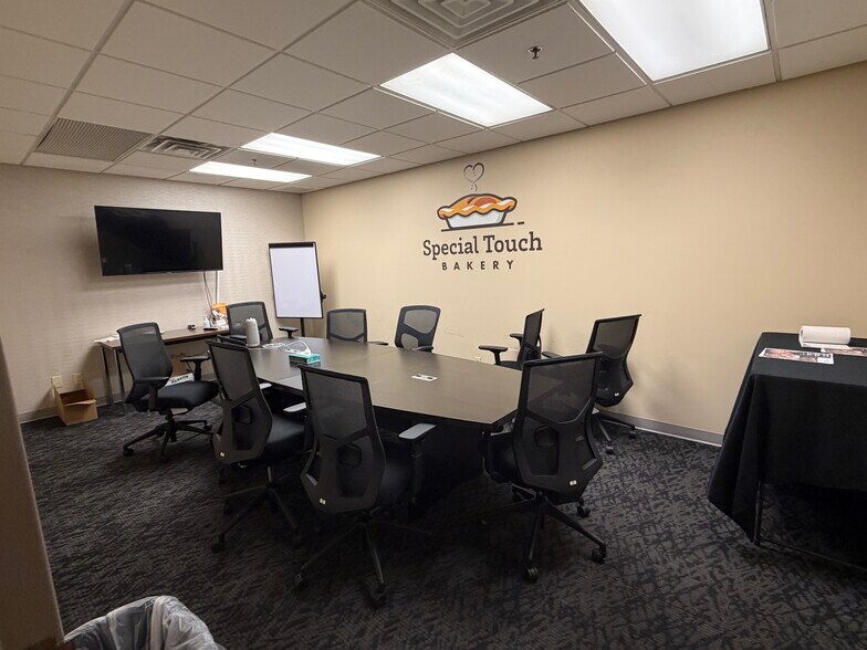 More Photos Of 1999 Mount Read Blvd, Rochester Manufacturing For Lease