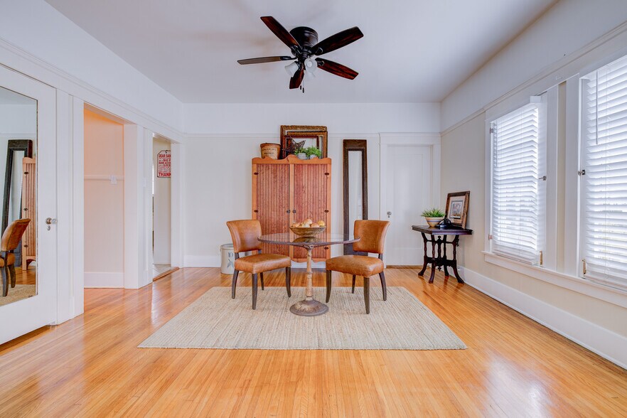 More Photos Of 1701 E Ocean Blvd, Long Beach Apartments For Sale