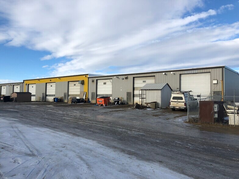 More Photos Of 4000 Landry Ave, Red Deer County Warehouse For Lease