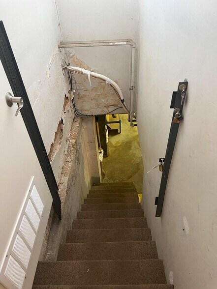 More Photos Of 2707-2717 E Louisiana Ave, Denver Office For Sale