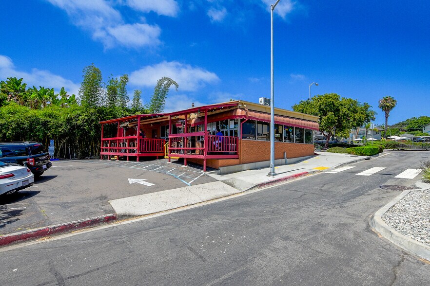 More Photos Of 5504 La Jolla Blvd, La Jolla Fast Food For Sale