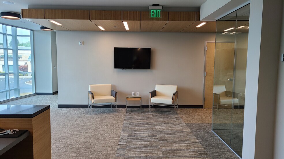 More Photos Of 14201 NE 20th Ave, Vancouver Office For Lease