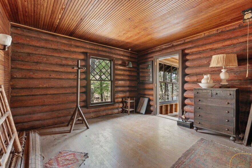 More Photos Of 1098 340th Ave, Frederic Specialty For Sale