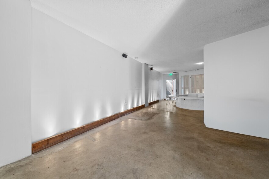 More Photos Of 1509 Mateo St, Los Angeles Office Residential For Sale