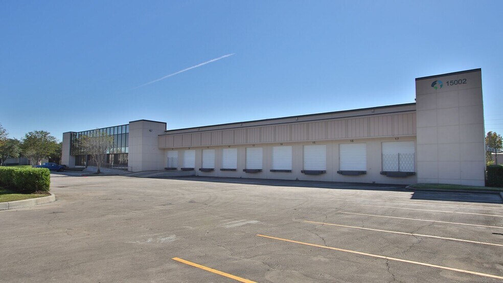 More Photos Of 10333 Papalote St, Houston Unknown For Lease