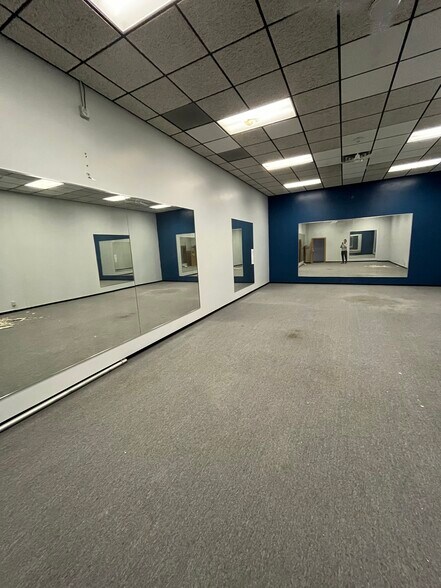 More Photos Of 5700 Logan St, Denver Office For Lease