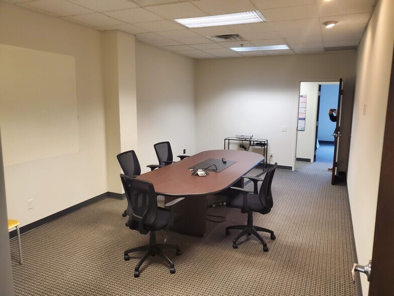 More Photos Of 17 W Miner St, West Chester Office For Lease