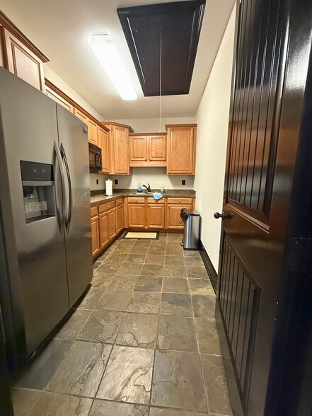 More Photos Of 3149 Atlanta Hwy, Athens Office For Sale