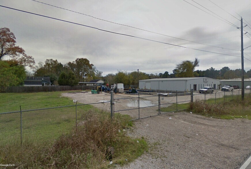 More Photos Of 16450 Lee Rd, Humble Warehouse For Lease