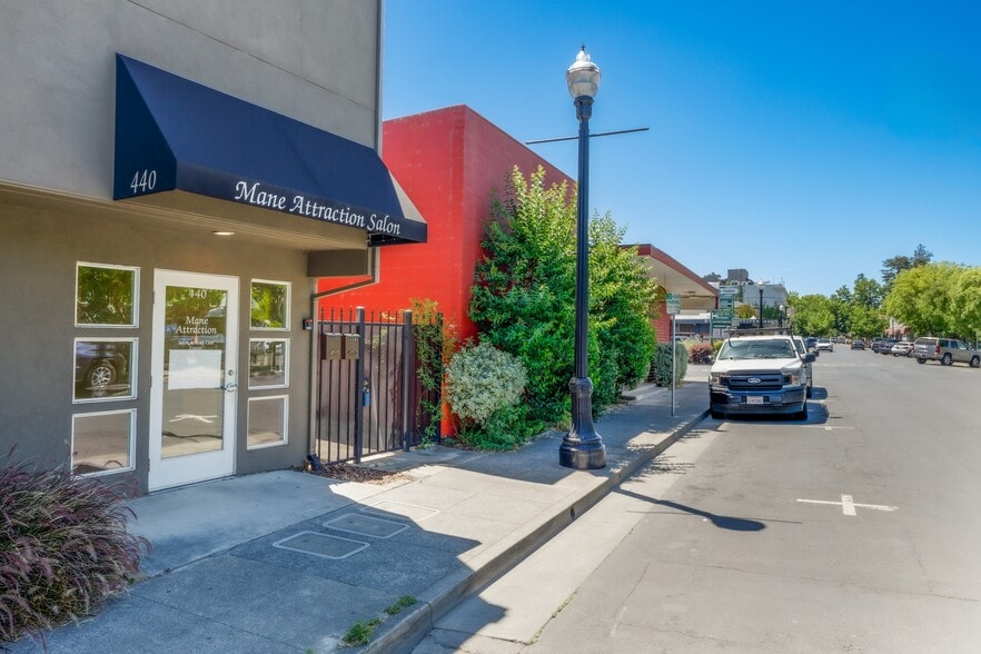 More Photos Of 436-440 Center St, Healdsburg Storefront Retail Residential For Sale