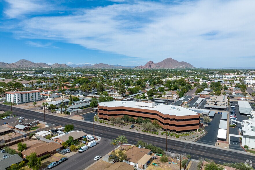 More Photos Of 4201 N 24th St, Phoenix Office For Lease