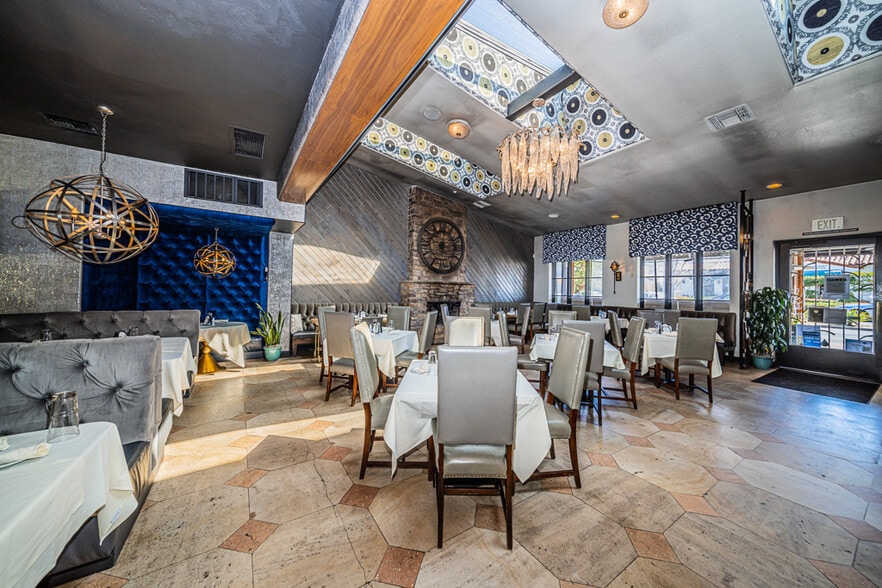 More Photos Of 6106-6108 Paseo Delicias, Rancho Santa Fe Storefront Retail Office For Lease