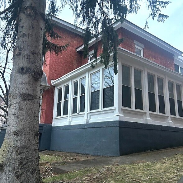 More Photos Of 1101 Burnet Ave, Syracuse Apartments For Sale