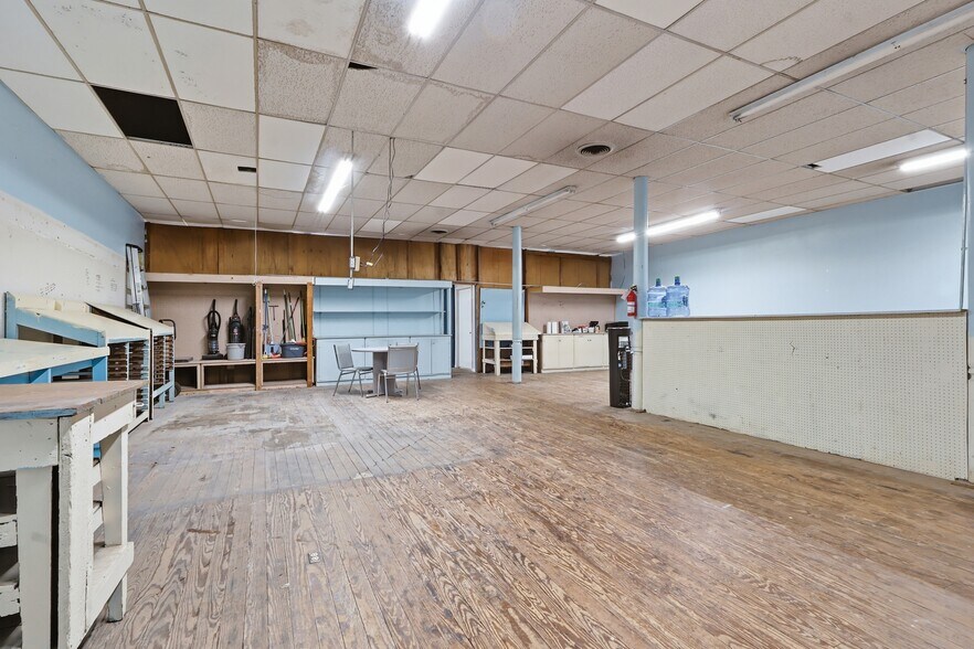 More Photos Of 112 Quitman St, Pittsburg General Retail For Sale