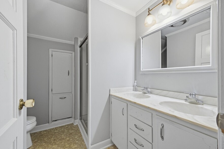 More Photos Of 6515 Holt Rd, Nashville Specialty For Sale