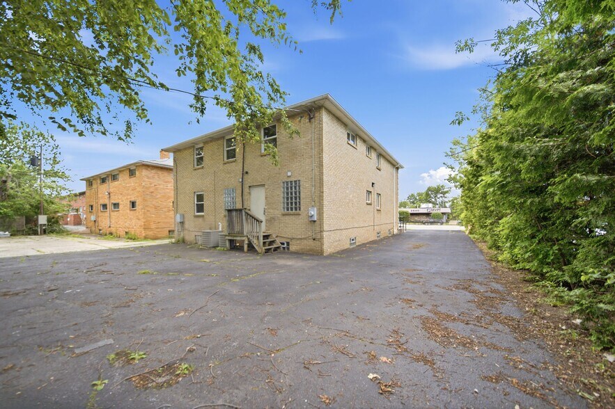 More Photos Of 2533 Sheridan Dr, Tonawanda Office For Sale