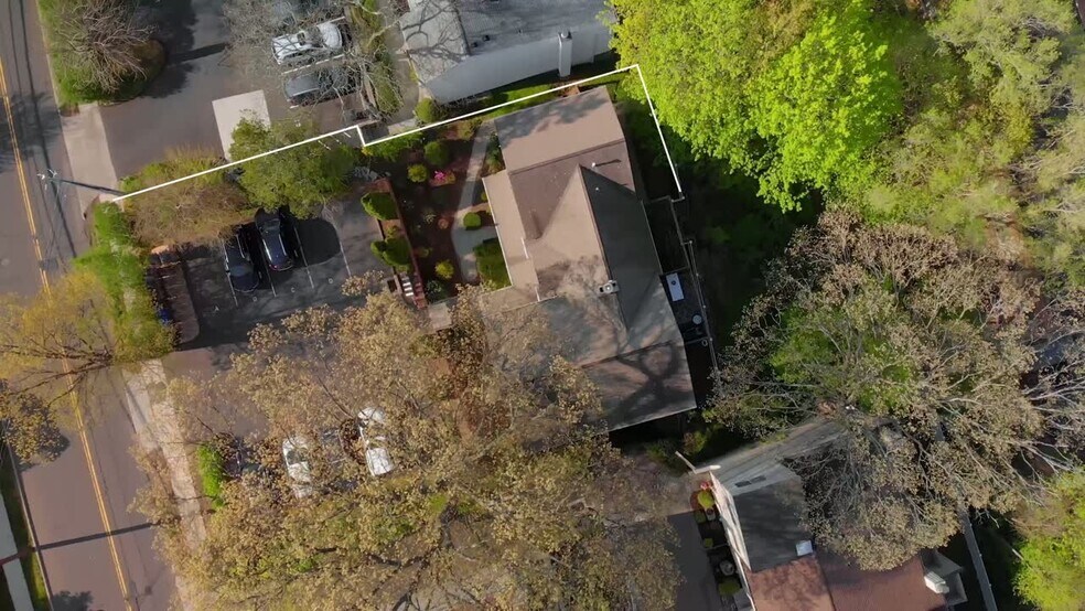 Primary Photo Of 76 Hope St, Stamford Apartments For Sale