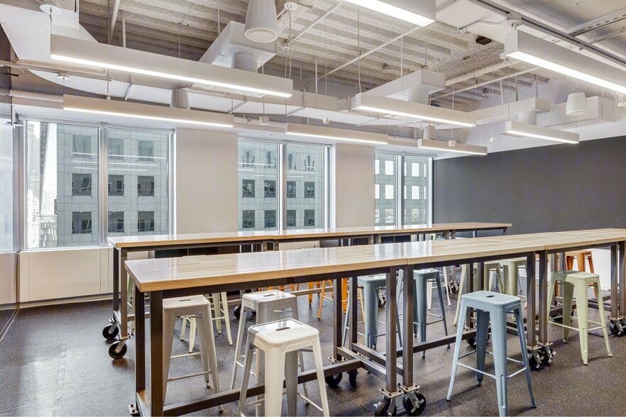 More Photos Of 300 Vesey St, New York Office For Lease
