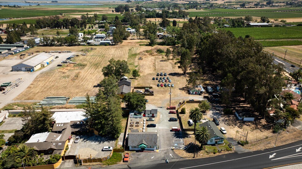 More Photos Of 15 Fremont Dr, Sonoma Freestanding For Sale