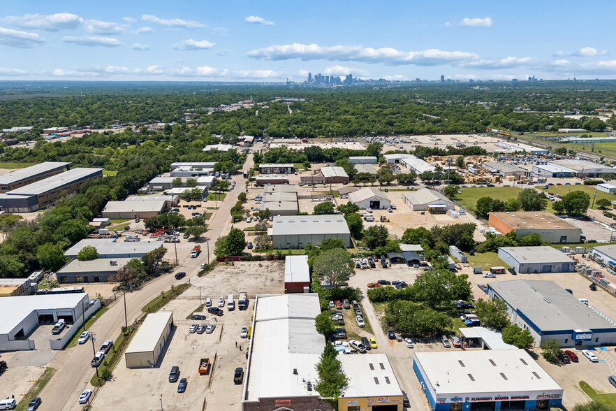 More Photos Of 4001 S Buckner Blvd, Dallas Service For Sale