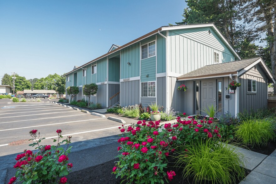 More Photos Of 219 5th Ave NE, Puyallup Apartments For Sale
