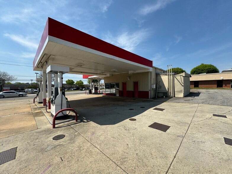 More Photos Of 197 Alps Rd, Athens Service Station For Lease