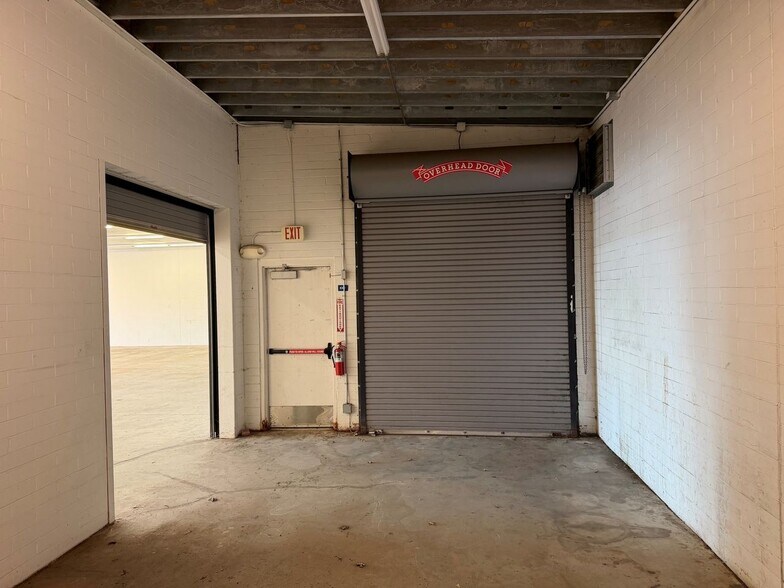 More Photos Of 3138-3139 King Rd, Toledo Freestanding For Lease