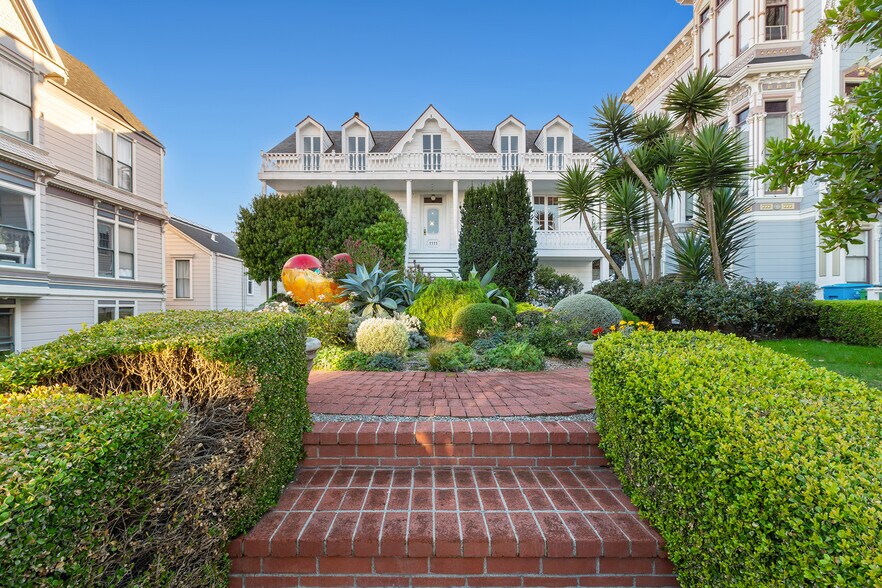 Primary Photo Of 1111 Oak St, San Francisco Loft Creative Space For Sale