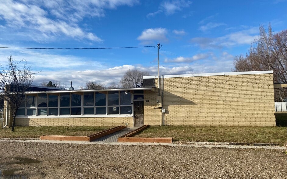 Primary Photo Of 4511 E Ustick Rd, Caldwell Daycare Center For Lease