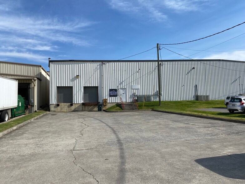 Primary Photo Of 659 S Broad St, Salem Industrial For Sale