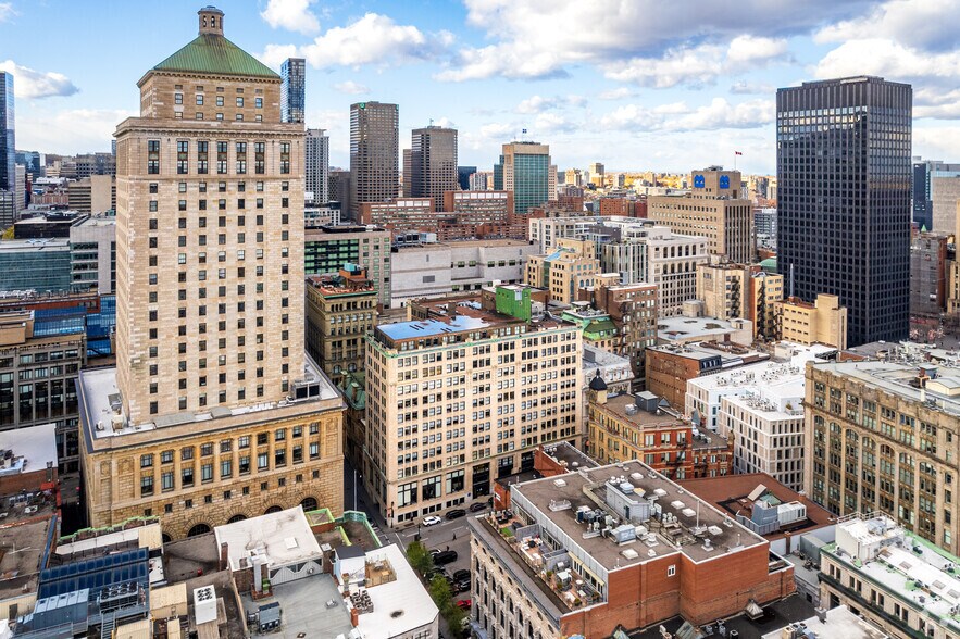 More Photos Of 276-288 Rue Saint-Jacques, Montréal Office For Lease