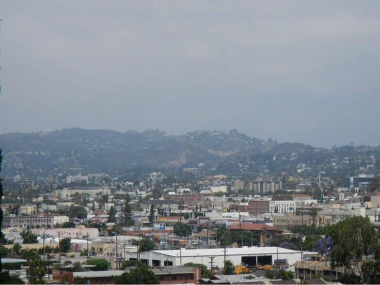 More Photos Of , Los Angeles Multifamily For Sale