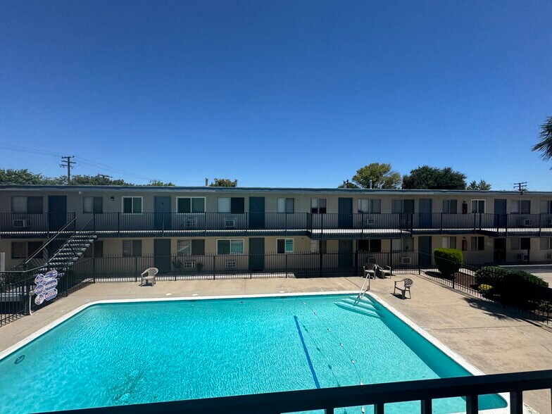 More Photos Of 150 E Orangeburg Ave, Modesto Apartments For Sale