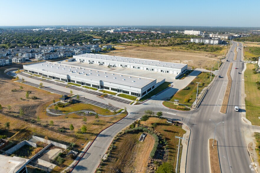 More Photos Of 5305 N Mays St, Georgetown Unknown For Lease