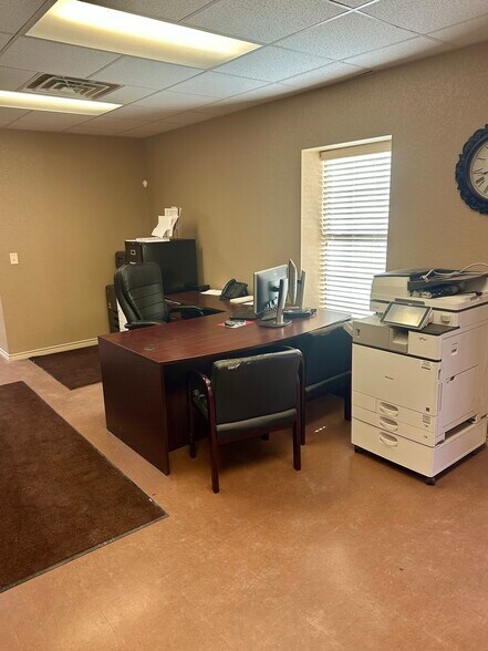 More Photos Of 6703 FM 1784, Pleasanton Warehouse For Sale