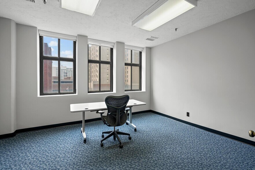 More Photos Of 817 Main St, Cincinnati Coworking Space