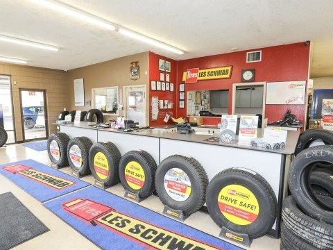 More Photos Of 133 S Old Pacific Hwy, Myrtle Creek Freestanding For Sale