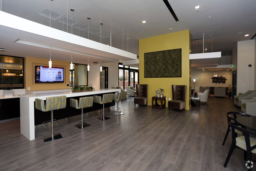 More Photos Of 101 N Wolfe St, Baltimore Apartments For Lease