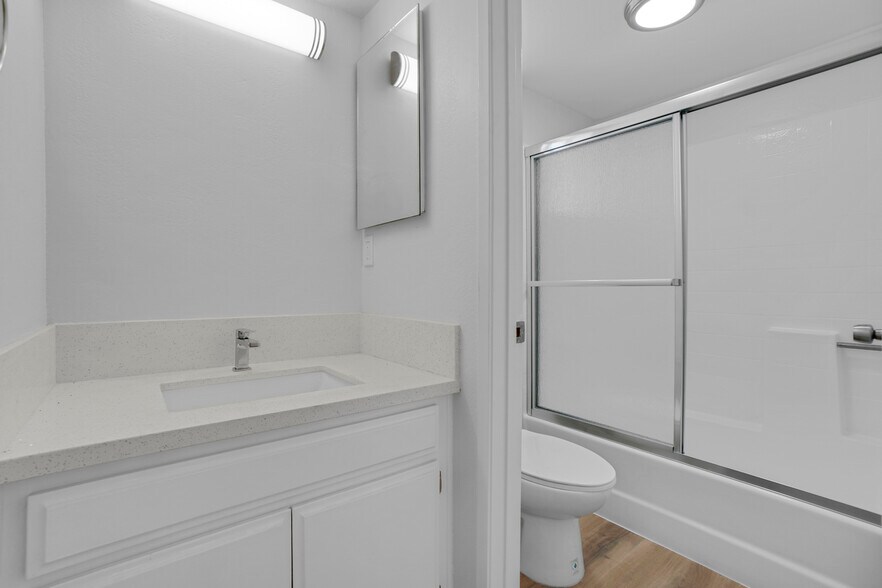More Photos Of 519 South St, Glendale Apartments For Sale