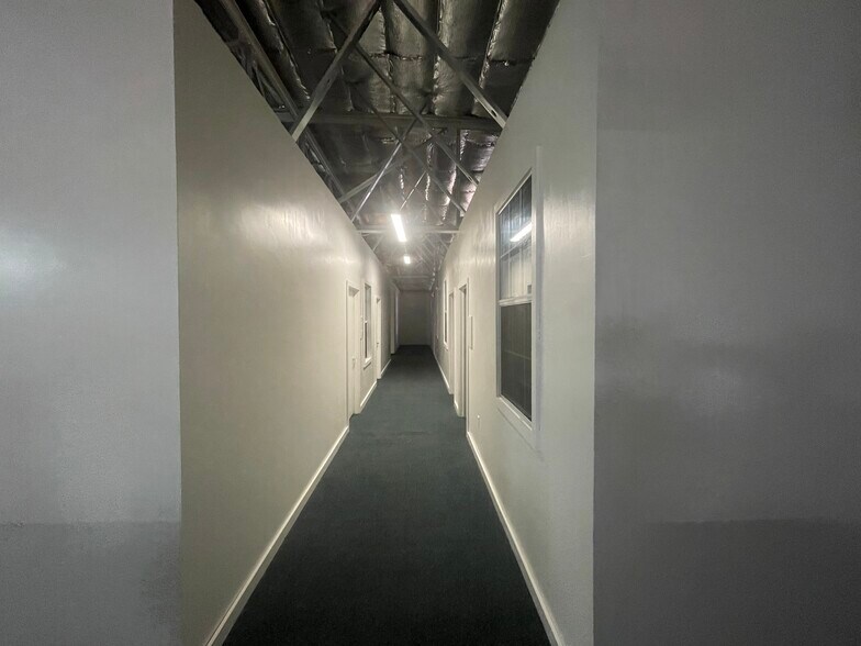 More Photos Of 420 E St, Marysville Freestanding For Lease