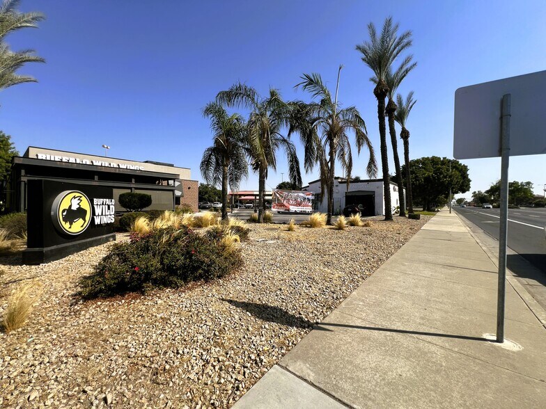 More Photos Of 1697 W Lacey Blvd, Hanford Carwash For Lease