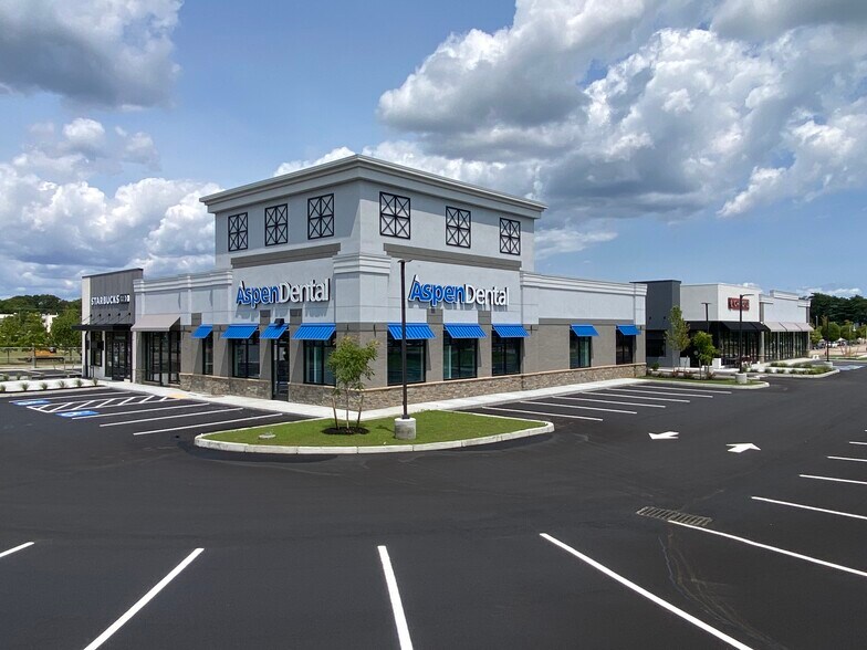 More Photos Of Post Rd, North Kingstown Unknown For Lease