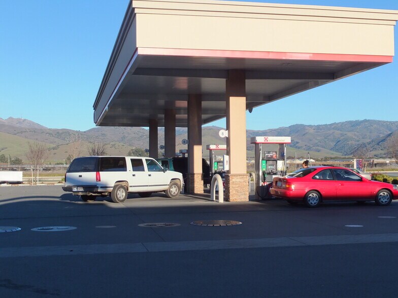 More Photos Of 1541-1593 N Sanborn Rd, Salinas Unknown For Lease