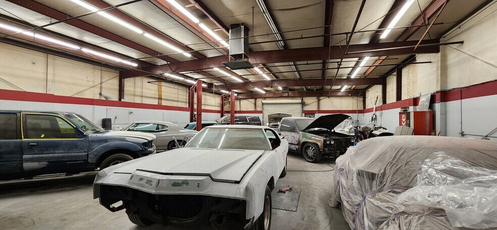More Photos Of 276 N Abby St, Fresno Auto Dealership For Sale