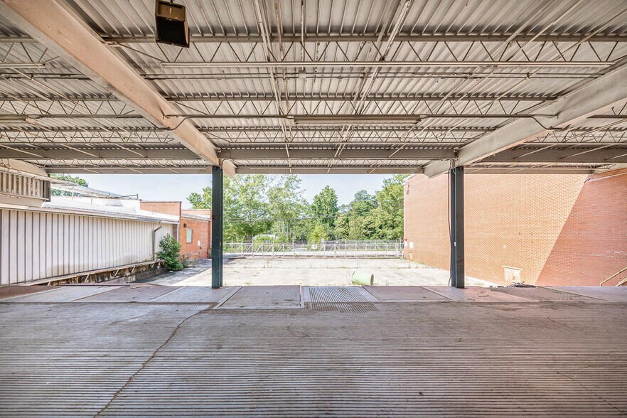 More Photos Of 129 Monarch Hwy, Union Warehouse For Sale