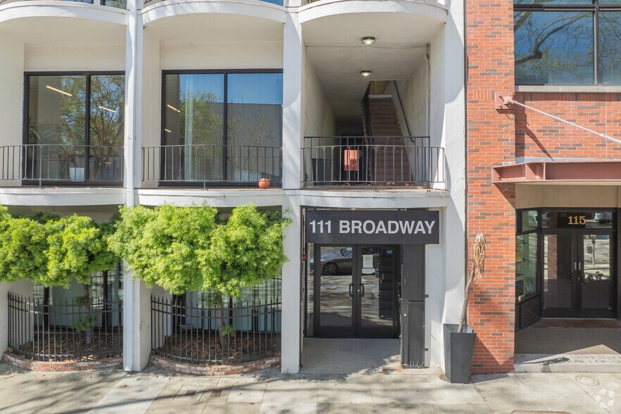 More Photos Of 111 Broadway, Oakland Office For Sale