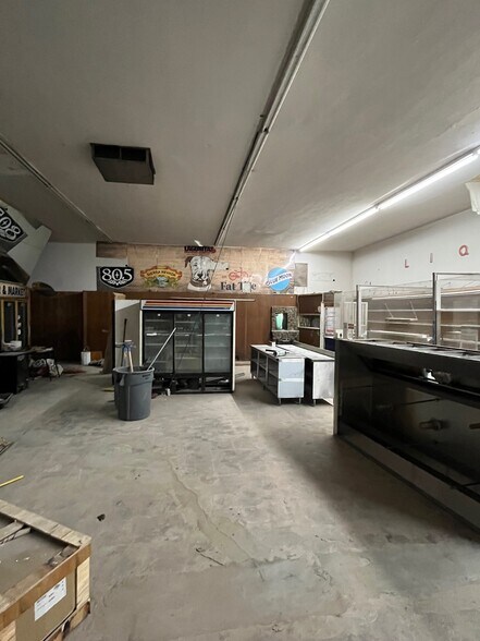 More Photos Of 4307 Leimert Blvd, Los Angeles General Retail For Lease